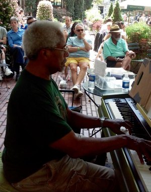 Roosevelt Island's Roy Eaton: The Jackie Robinson of Advertising Roy Eaton Playing at Bryant Park