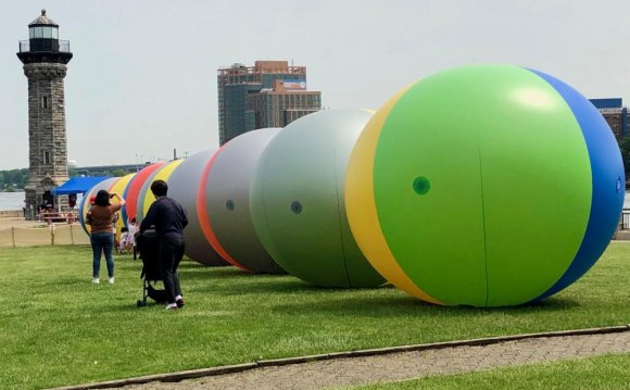 Scenes From FIGMENT NYC 2019, Early in Lighthouse Park All roads lead to the Lighthouse.