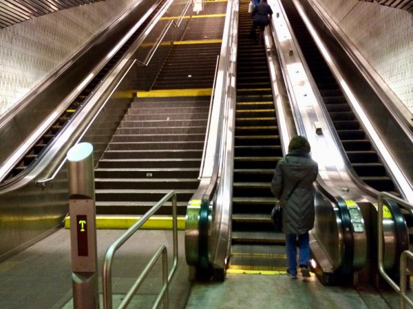 Third World in Our Backyard: The Roosevelt Island Subway Station Roosevelt Island Subway Station's Gritty Lower Level